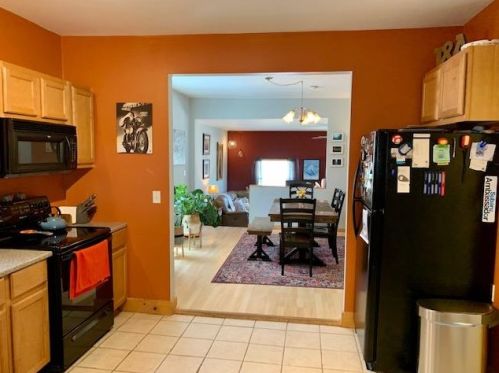 1028 46, Milwaukee WI 53208-3120 exterior