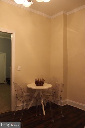 1246 Broad St, Philadelphia PA  19146-3119 exterior