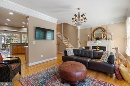 393 Cameron Sta Blvd, Alexandria VA 22304-8681 exterior