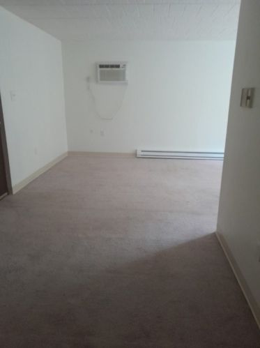 634 Southcrest Dr, Pittsburgh PA  15226-1249 exterior