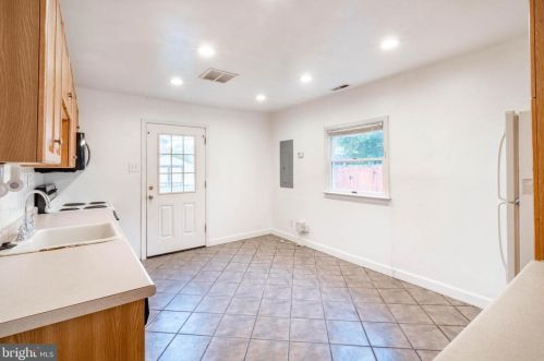 152 Louise Ter, Glen Burnie MD 21060-7339 exterior