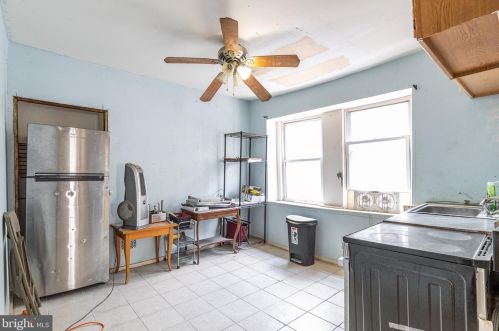 5016 Hazel Ave, Philadelphia PA 19143-1621 exterior