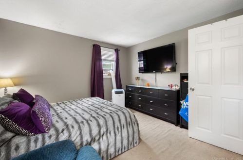 192 Geer Rd, Exeter CT 06249-2604 exterior