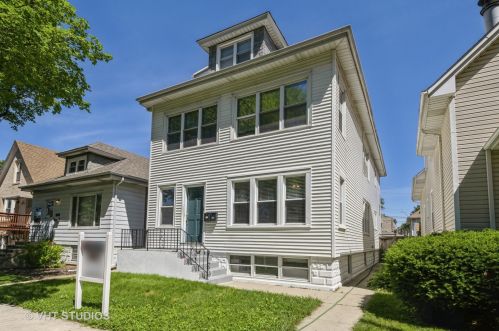 5946 Leland Ave, Chicago, IL 60630-3113