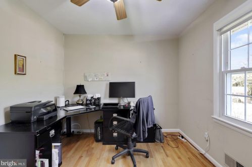 10601 Woodsdale Dr, Silver Spring MD 20901-1547 exterior