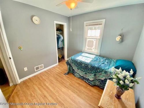 54 Fifth St, Old Bridge NJ exterior