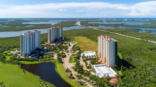 1050 Borghese Ln, Naples FL 34114-7921 exterior