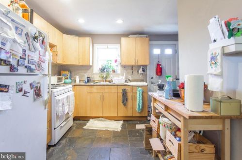 368 Daly St, Philadelphia PA 19148-3329 exterior