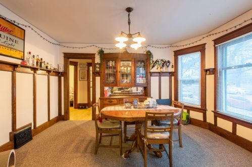 2502 Oakland Ave, Milwaukee WI  53211-3930 exterior