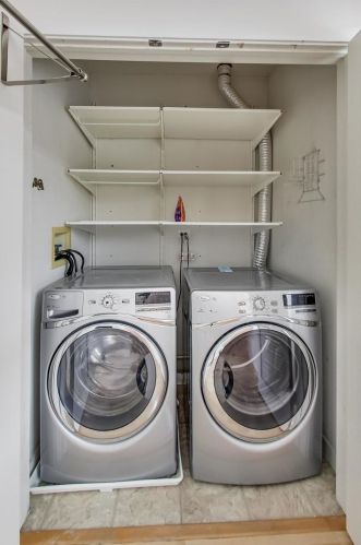 1237 Cottage Pl, Chicago IL  60607-2855 exterior