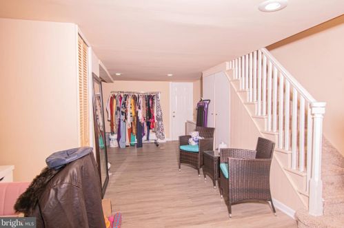 537 Godfrey Ave, Philadelphia PA 19126-3834 exterior