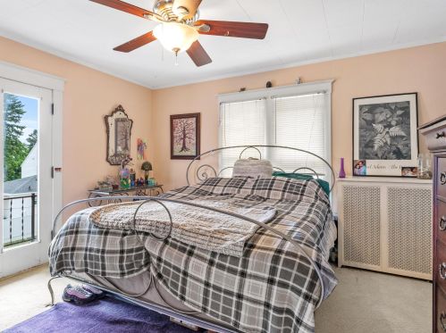 707 7 St, Manitowoc WI 54220-3907 exterior