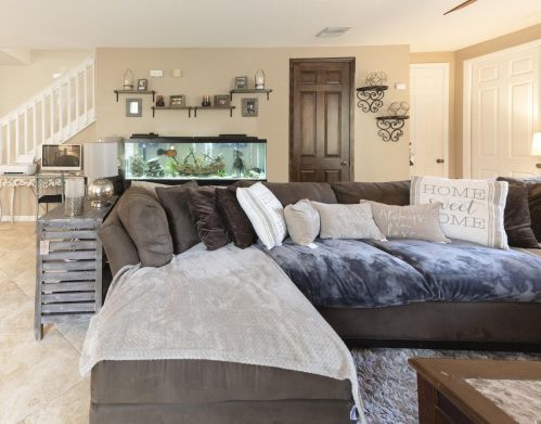 1936 Grand Dr, Fort Pierce FL 34952-7795 exterior