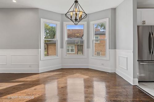 331 110 St, Chicago IL 60655-4004 exterior