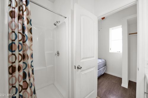 1229 13th Ave, Phoenix AZ 85007-4138 exterior