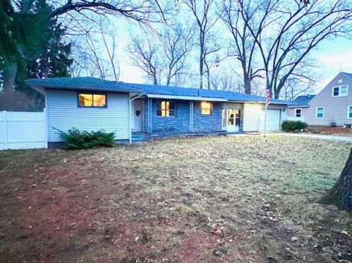 1070 James Ave, Meskegon MI  49442-2136 exterior