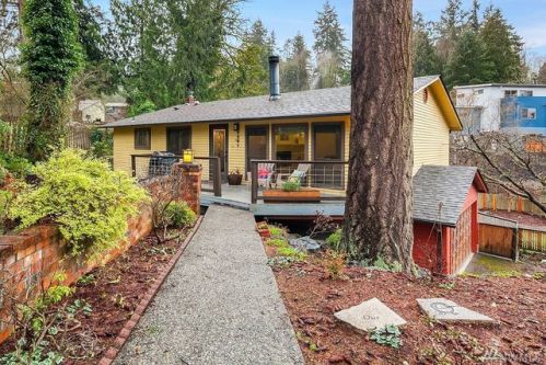 19707 67th Ave, Bothell, WA 98028-3450