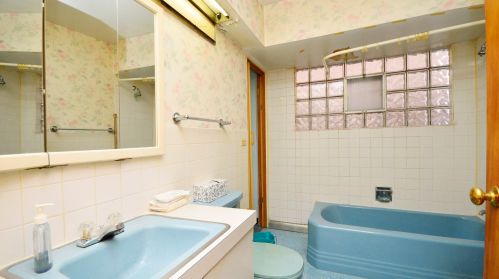 5852 Leland Ave, Chicago IL 60706-4821 exterior