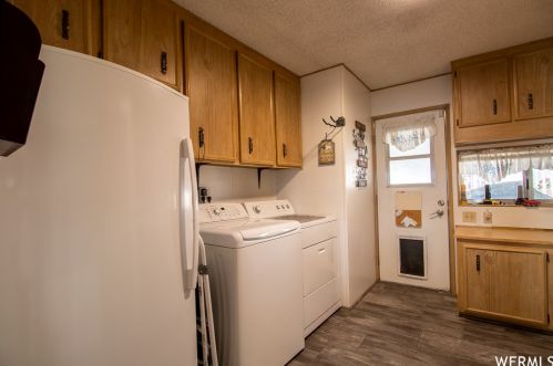 9892 Morning Star Way, Sandy UT 84070-3220 exterior