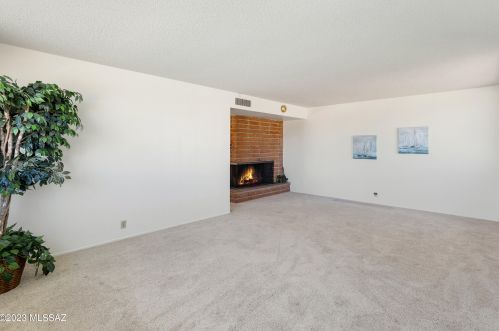 1401 Brown Ave, Tucson AZ 85710-3174 exterior