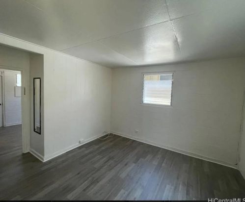 731 Paani St, Honolulu HI 96826-4223 exterior