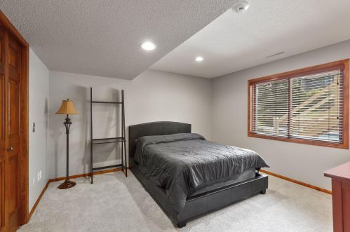 13830 Elkhart Rd, Saint Paul MN 55124-9248 exterior