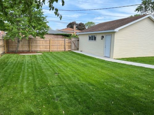 9209 Springfield Ave, Chicago IL 60805-1461 exterior