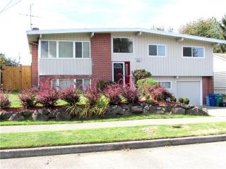 10423 60 Ave, Seattle WA  98178-3521 exterior