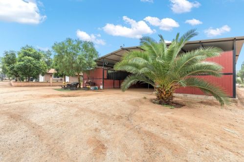 19030 Santa Rosa Mine Rd, Perris CA 92570-7769 exterior