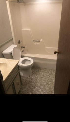 1912 Salem St, Milwaukee WI  53221-5241 exterior