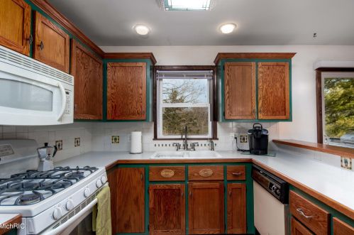 3653 108 St, Byron Township MI 49315-8705 exterior