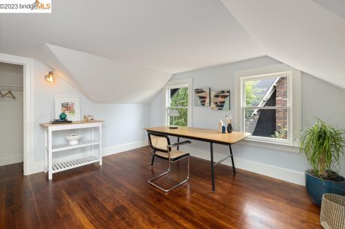 2643 Hillegass Ave, Berkeley CA 94704-3313 exterior