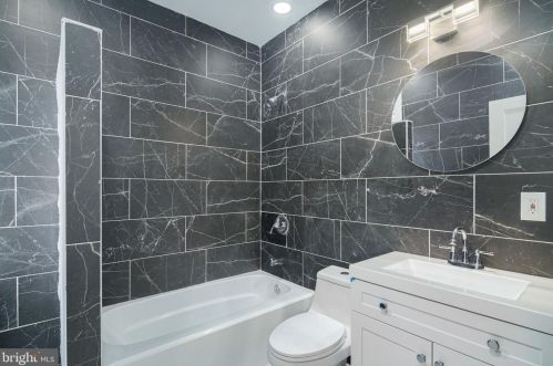 2238 17th St, Philadelphia PA  19132-4403 exterior