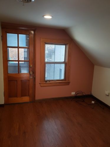 3217 Southport Ave, Chicago IL 60657-3228 exterior