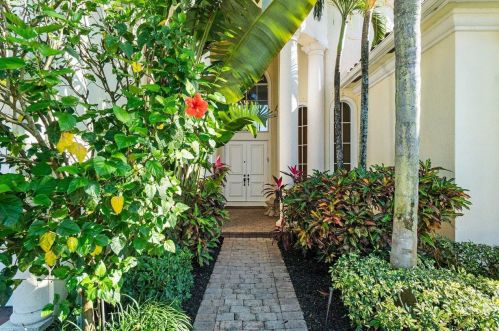 17629 Circle Pond Ct, Boca Raton, FL 33496-1002