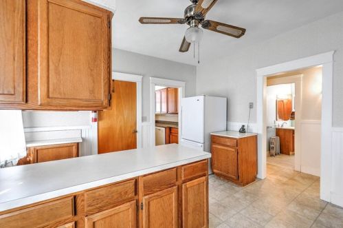 350 Mount Pleasant Ave, Providence RI 02908-5153 exterior