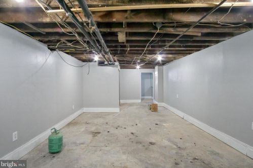 4255 Houghton St, Philadelphia PA 19128-1744 exterior