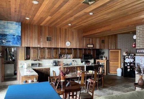 114 Pne St, Cliffside Park NJ 07010-1018 exterior