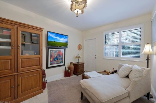 4581 7 Ave, Naples FL 34117-4154 exterior