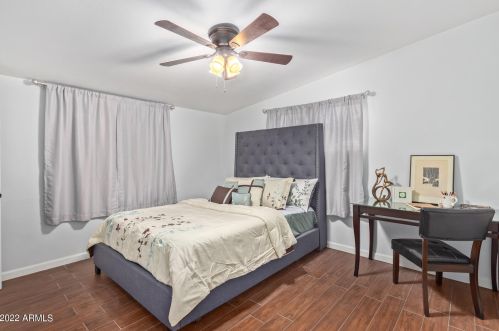 2214 7th Ave, Phoenix AZ 85007-1503 exterior