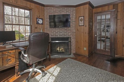 130 Cheesespring Rd, Wilton CT 06897 exterior