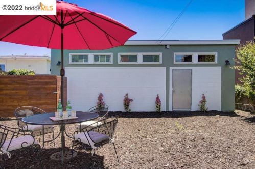 1522 Harmon St, Berkeley CA 94703-2415 exterior