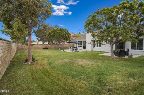 1641 Muirfield Dr, Oxnard CA  93036-7757 exterior