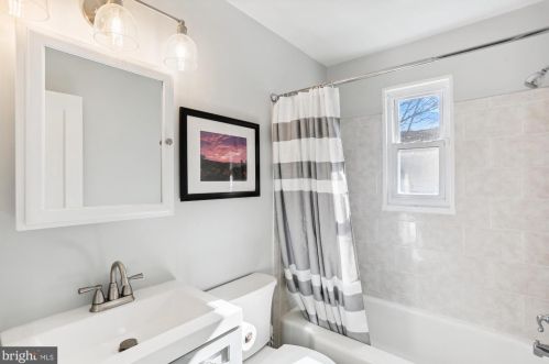 2304 Eccleston St, Silver Spring MD  20902-5015 exterior