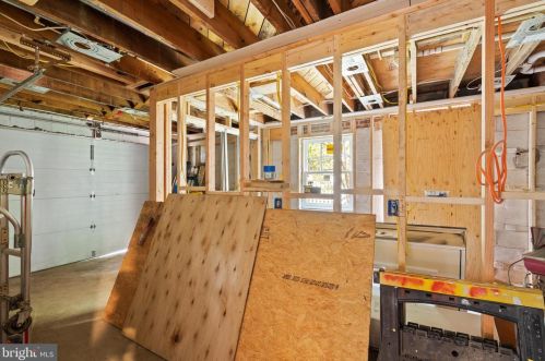 5121 Klingle St, Washington DC  20016-2654 exterior