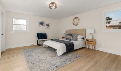 68 Depot Rd, Milford CT 06460-3808 exterior