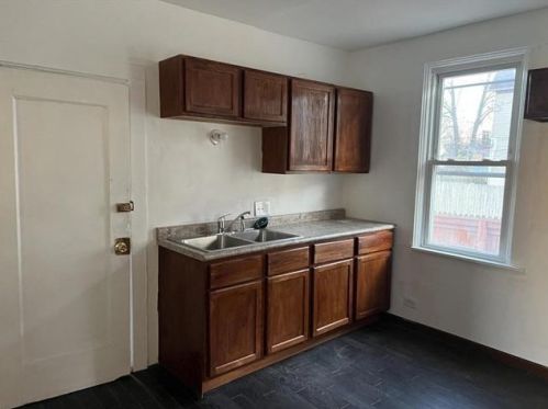 1956 16th St, Milwaukee WI  53204-3712 exterior