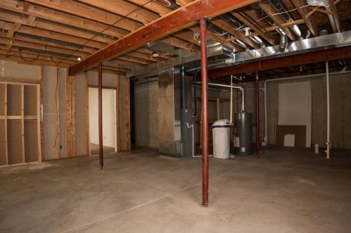 5806 Coddington Ln, Kalamazoo MI 49009-1791 exterior