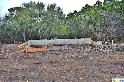 1377 Covered Wagon, Spring Branch, TX 78070-4516