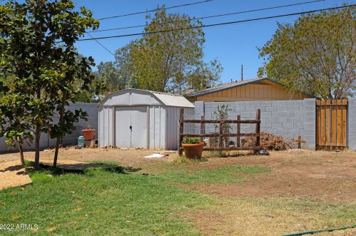 6036 36 Dr, Phoenix AZ 85053-2831 exterior